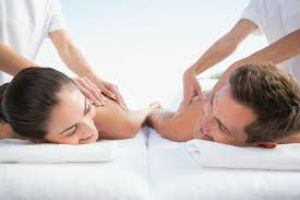 Arrowhead couples massage