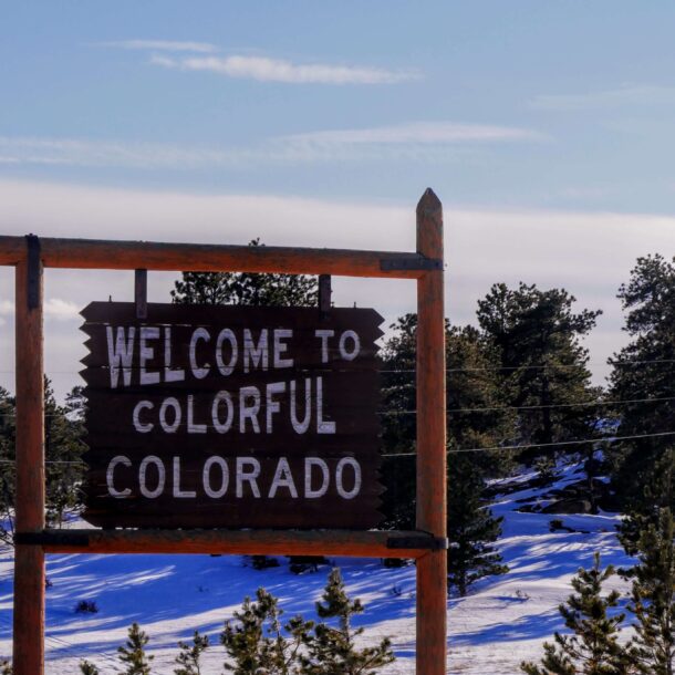 welcome to colorado sign