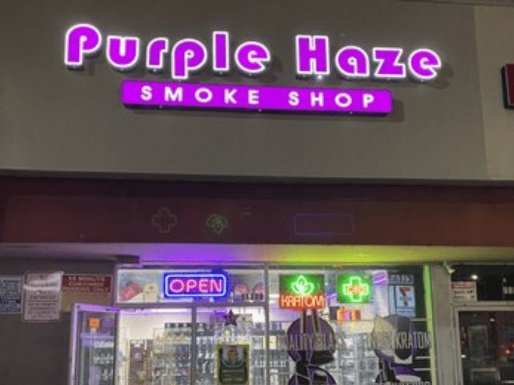 Best Colorado Smoke Shops - Arrowhead Manor